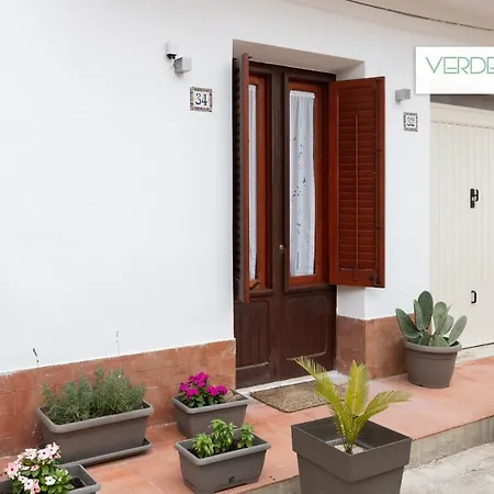 Verdeacqua House Holiday home *